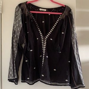 Dôen Black Embroidered Peasant Top